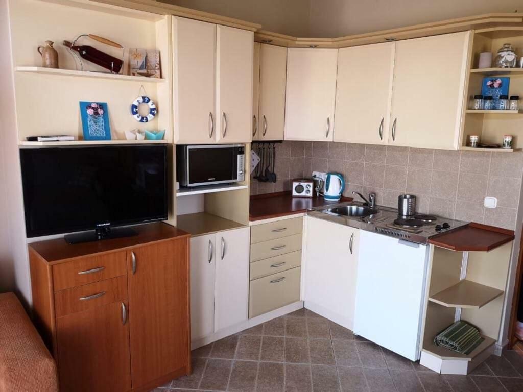 Horvath Apartman Fonyod Apartment Exterior foto